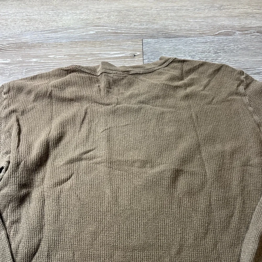 2 Chix Thermal Top Womens One Size Brown Whats Kickin Graphic Waffle Knit USA